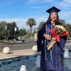 Meet your Posher, Andrea